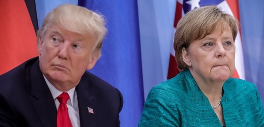 Americký prezident Donald Trump přivítal v Bílém domě německou kancléřku Angelu Merkelovou.