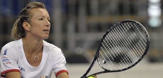 Květa Peschkeová společně s Američankou Nicole Melicharovou obhajovat titul na turnaji WTA v Praze.