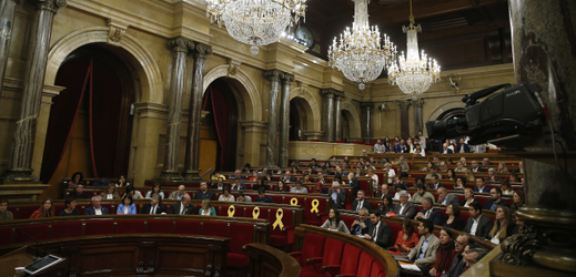Zasedání katalánského parlamentu.
