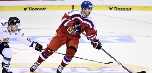 Český hokejový obránce Filip Pyrochta potvrdil, že se o něj zajímá několik klubů z kanadsko-americké NHL.