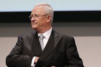 Bývalý šéf koncernu VW Martin Winterkorn čelí žalobám.