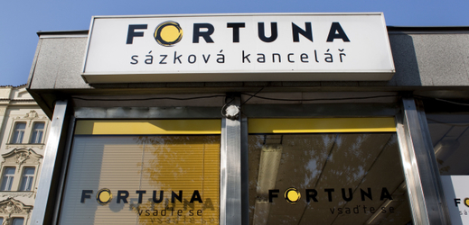 Sázková kancelář Fortuna.