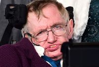Zesnulý britský fyzik Stephen Hawking.