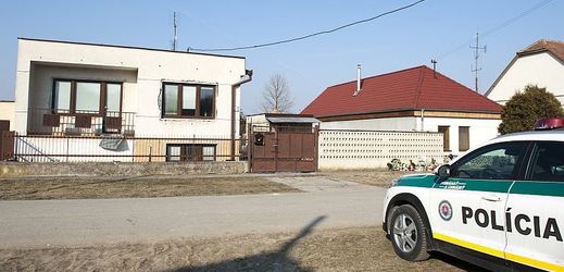 Dům, kde bydlel zavražděný novinář se svou partnerkou.