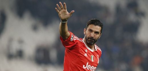 Gianluigi Buffon po sedmnácti letech končí v Juventusu Turín.