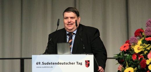 Šéf Sudetoněmeckého krajanského sdružení Bernd Posselt. 
