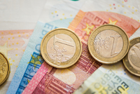 Euro bankovky (ilustrační fotografie). 