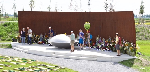 Památník obětem tragédie letu MH17.
