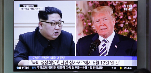 Donald Trump (vpravo) a Kim Čong-un. 