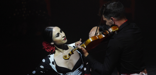 Umělci z Nuevo Ballet Espaňol vystoupili na loňském ročníku festivalu Colores Flamencos.