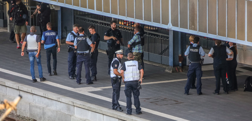 Policie nemá indicie, že by byl útok ve Flensburgu teroristický.