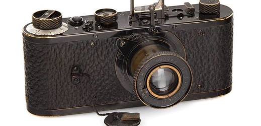 Nejdražší fotoaparát prodaný v aukci.
