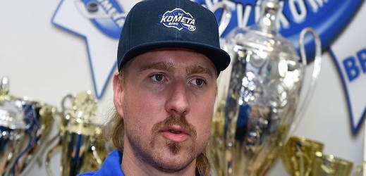 Hokejový mistr světa z roku 2010 Lukáš Kašpar posílí mistrovskou Kometu.