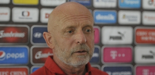 Trenér české fotbalové reprezentace Karel Jarolím. 