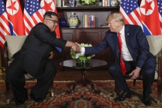Kim Čong-un, vůdce KLDR, a americký prezident Donald Trump.