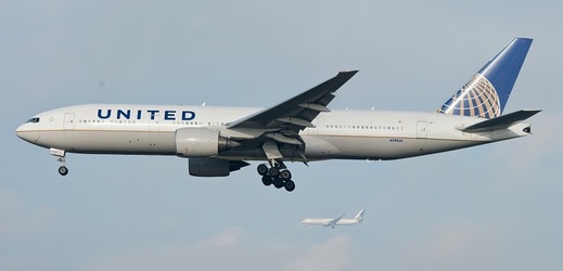 Letadlo společnosti United Airlines.  