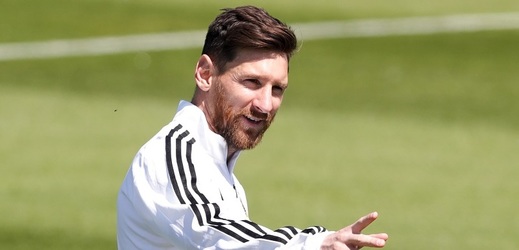 Lionel Messi během tréninku před startem Argentiny na MS.