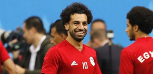Salah byl v jednom z tréninků v dobré náladě.