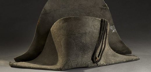 Napoleonův klobouk z bitvy u Waterloo.