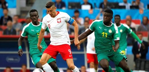 Polští fotbalisté prohráli se Senegalem a od médií ve své zemi to pěkně schytali. 