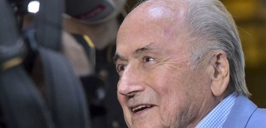Bývalý předseda FIFA Sepp Blatter přicestoval na MS do Ruska. 