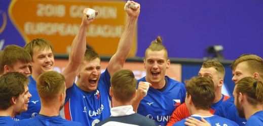 Čeští volejbalisté v kvalifikaci o Ligu národů porazili Kubu. 