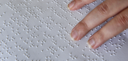 Braillovo písmo.