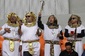 Skupina faraonů vyjádřila podporu týmu Egypta (foto: Mark Baker). 