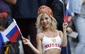 Půvabná ruská fanynka Natalia Němčinová se stala symbolem vítězství Rusů na domácím MS (foto: Antonio Calanni).