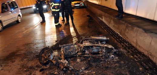 Nehoda motocyklu uzavřela 25. června 2018 pražský Strahovský tunel ve směru na Smíchov. 