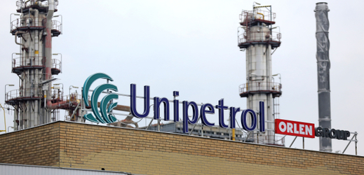 Unipetrol spustil v Litvínově výrobu leteckého paliva (ilustrační foto).