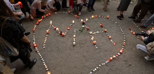 Stovky lidí uctily památku Horákové a dalších obětí komunismu