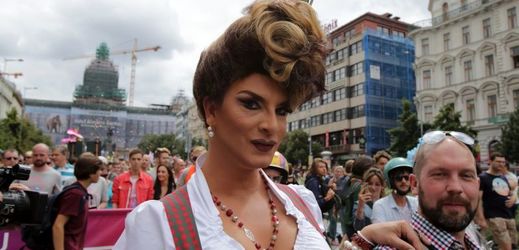 LGBT Prague Pride pochod.
