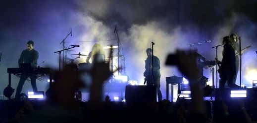 Nine Inch Nails na festivalu Aerodrome na letišti v Panenském Týnci.