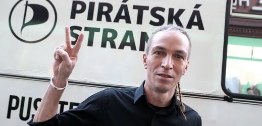 Lídr Pirátů Ivan Bartoš.
