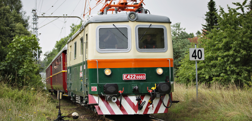 Historická elektrická lokomotiva Bobinka.