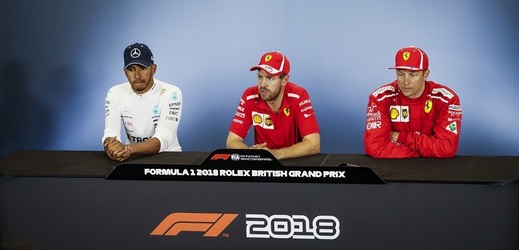 Lewis Hamilton se vyjádřil ke kolizi z nedělní Velké ceny Británie.