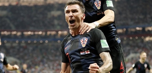 Reprezentanti Chorvatska otočili duel s Anglií a postoupili do finále fotbalového šampionátu.