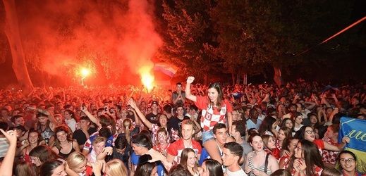 Fanoušci chorvatské reprezentace slavili celou noc postup do finále MS.
