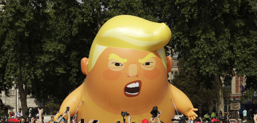 Balon s Trumpem. 