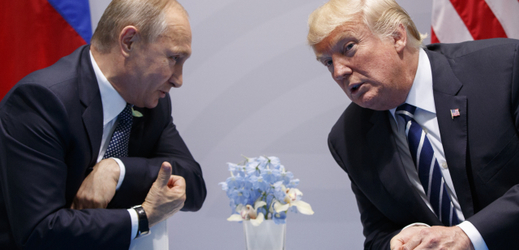Vladimir Putin a Donald Trump na summitu G2O.