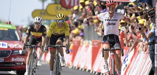 Na kostkách vyhrál Degenkolb první etapu na Tour.