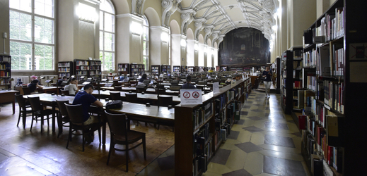 Národní knihovna v budově Klementina.