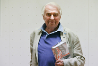 Spisovatel Pavel Kohout.