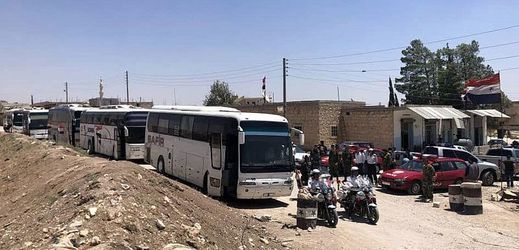 Evakuace syrských obyvatel z provincie Idlib.