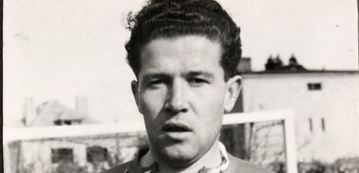 Ve věku 94 let zemřel český fotbalový reprezentant Jiří Žďárský.
