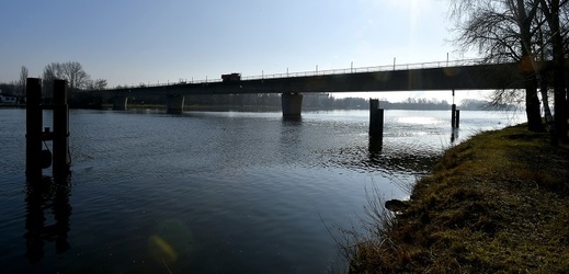 Most ve Štětí projde rekonstrukcí.