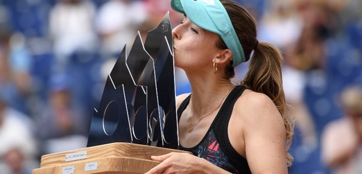 Francouzka Alizé Cornetová vyhrála šestý turnaj v kariéře.