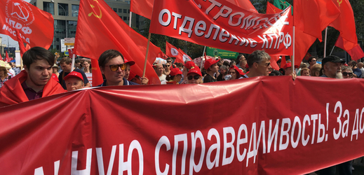 Moskevská demonstrace proti důchodové reformě.
