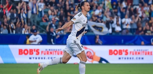 Zlatan Ibrahimovič opět řádil, proti Orlandu vstřelil svůj první hattrick v MLS.